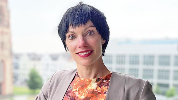 Nina Rosengarten, Senior Principal Finance 