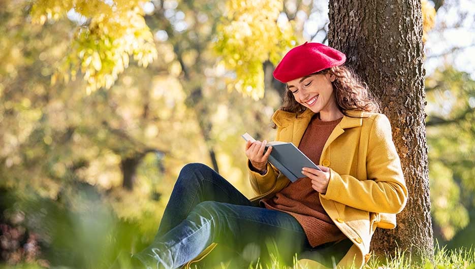girl phone coffee kitchen